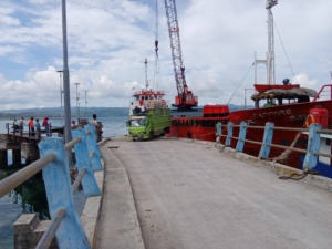 Pelabuhan Ferry Diubah Jadi Terminal Bongkar BBM dan Semen? Kades dan Warga Saiyong Minta Evaluasi